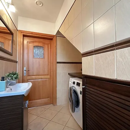 Rum i privatbostad Zigzag - Charming Place, 15 Minutes To Old Town & 5 Minutes To Seaside Gdańsk