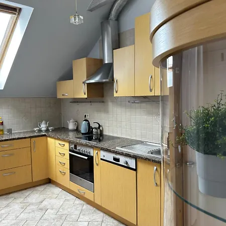 Zigzag - Charming Place, 15 Minutes To Old Town & 5 Minutes To Seaside Privatunterkunft *