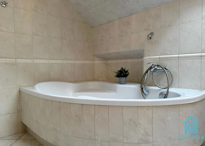 Zigzag - Charming Place, 15 Minutes To Old Town & 5 Minutes To Seaside